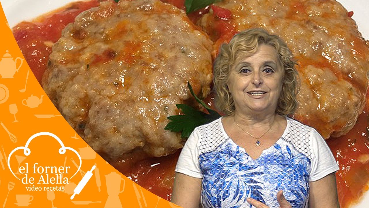 Filetes rusos con salsa de tomate