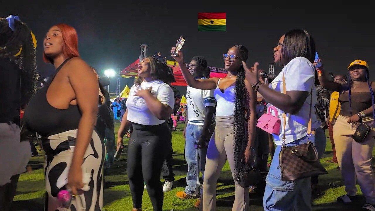 🇬🇭 Наслаждайтесь потрясающей ночной жизнью Аккры на гастрономической ярмарке в Гане #dettydecember