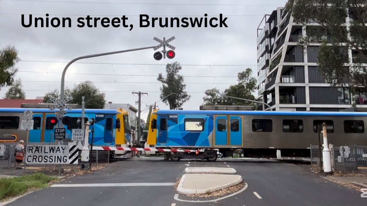 Union street level crossing tour 