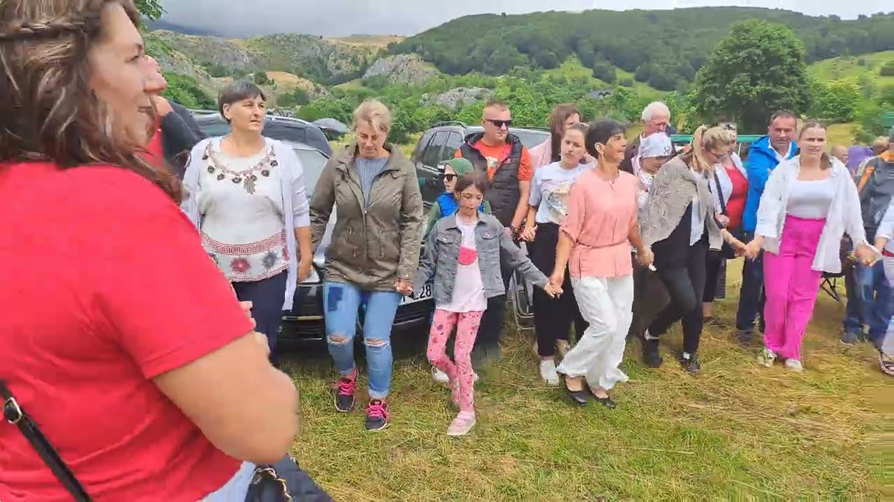 Mala ljepotica Edna igra kao čigra -Umoljani ispod Bjelašnice 2023-Bosanski Dernek