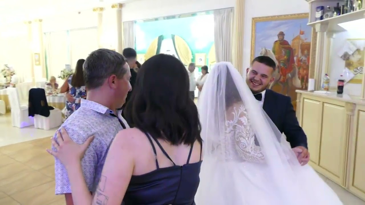 ВЕСІЛЬНІ ПІСНІ ДЛЯ ГАРНОГО НАСТРОЮ
