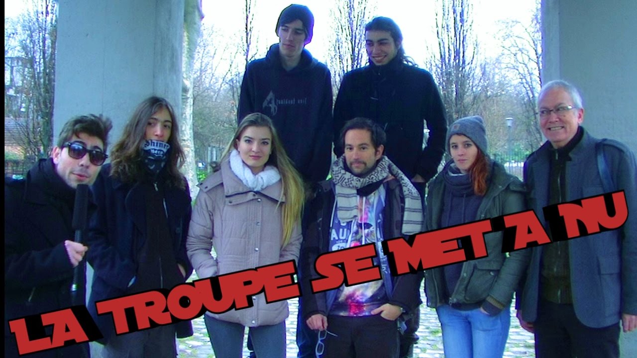La Troupe se met &agrave; NU - par LAURENT RUQUIER