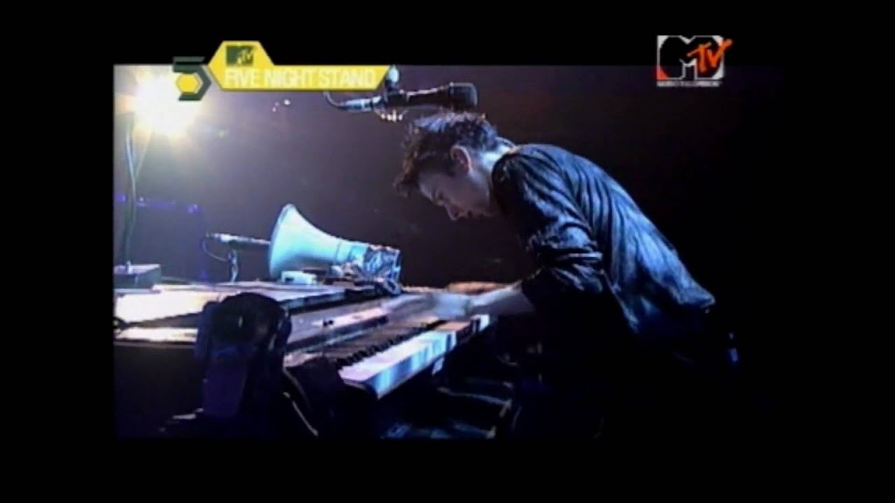 Muse - Space Dementia live @ Amsterdam Heineken Music Hall 2001 [HD]