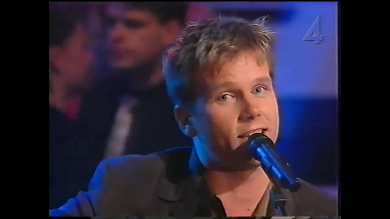 DE ENSAMMAS PROMENAD, ARVINGARNA