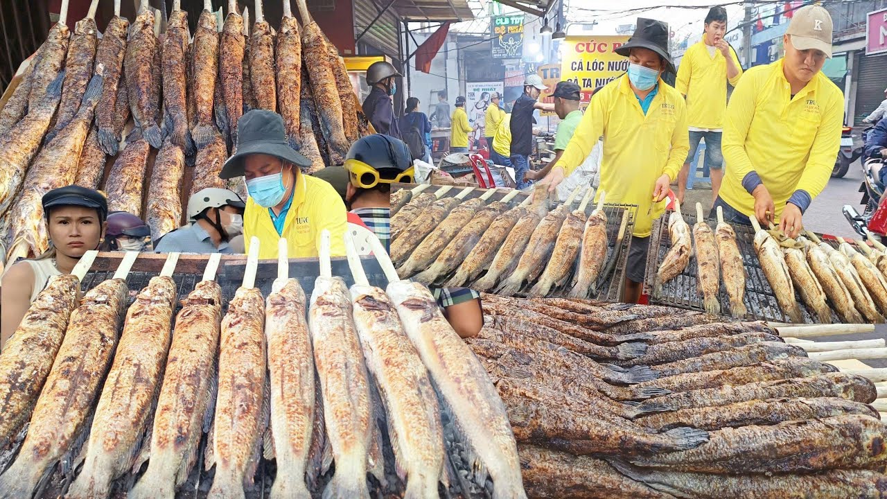 CẬP NHẬT GIÁ CÁ LÓC NƯỚNG MÍA TẠI PHỐ CÁ LÓC SÀI GÒN RẺ NHẤT 180K/CON TẶNG RAU RỪNG KÈM THEO 