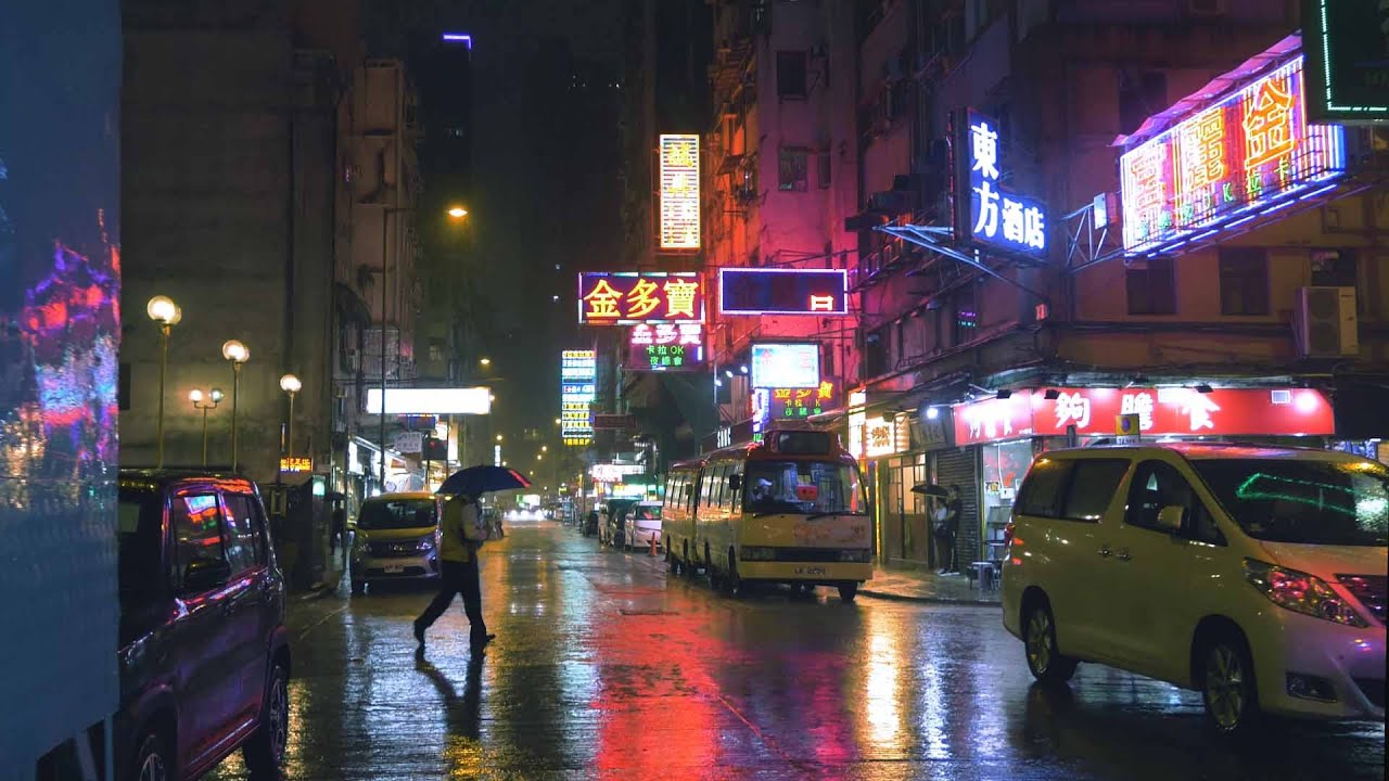 Hong Kong - The Fading Neon City - Cinematic Mini Documentary