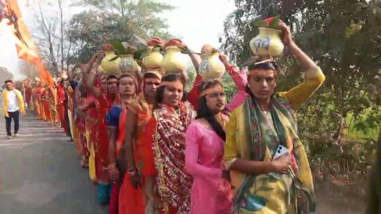 कलश यात्रा with हरे रामा हरे कृष्ण (डीह) 