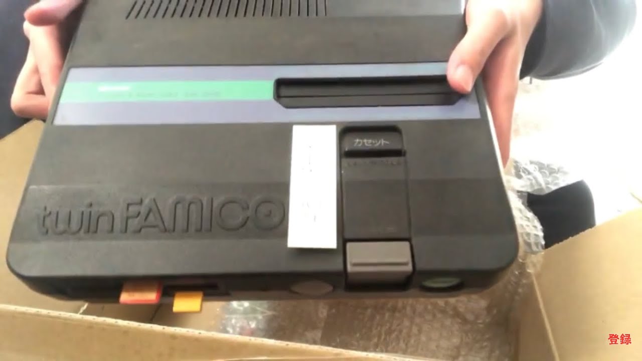 ツインファミコンを開封！！