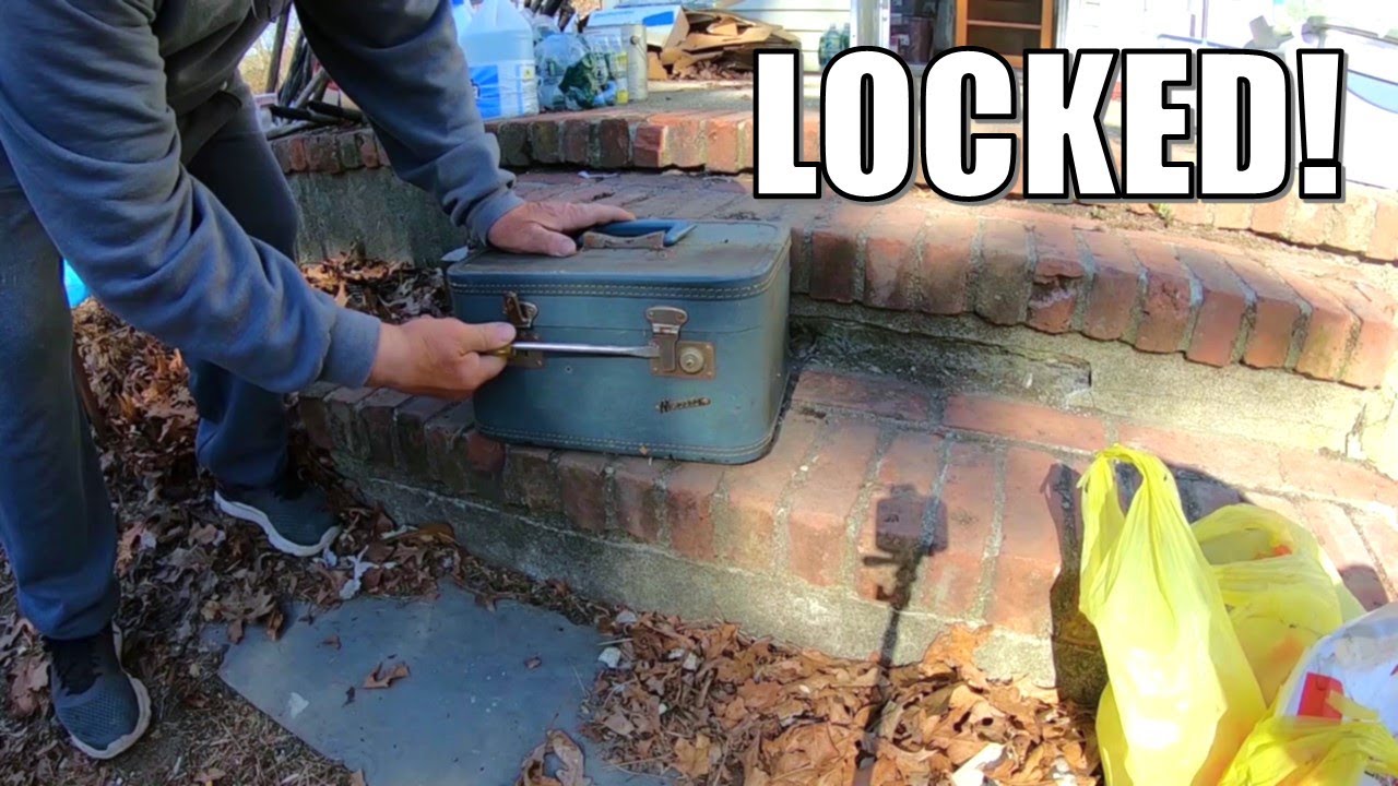 Found A LOCKED CASE At The Clean Out! What's Inside?