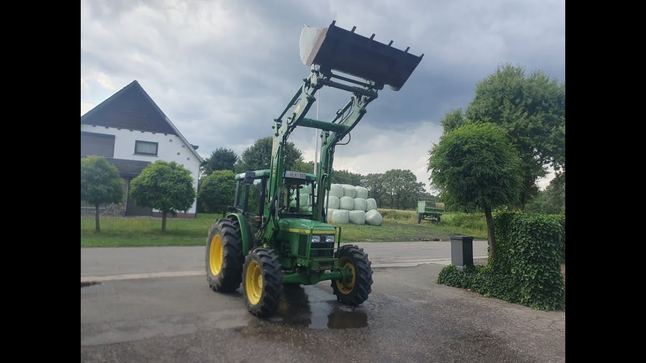 John Deere 5400