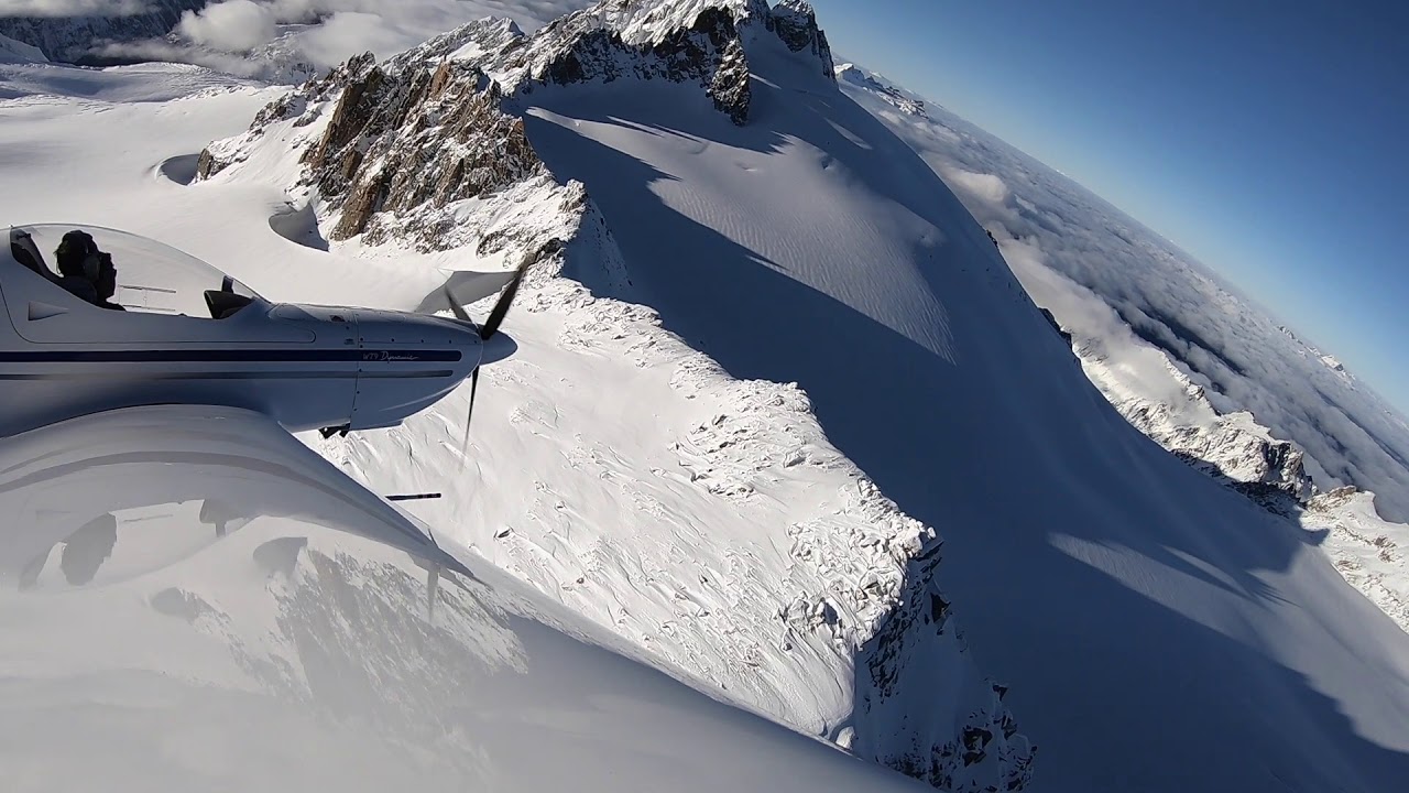 Massif du Mont Blanc vu du ciel Premières Neiges 2019