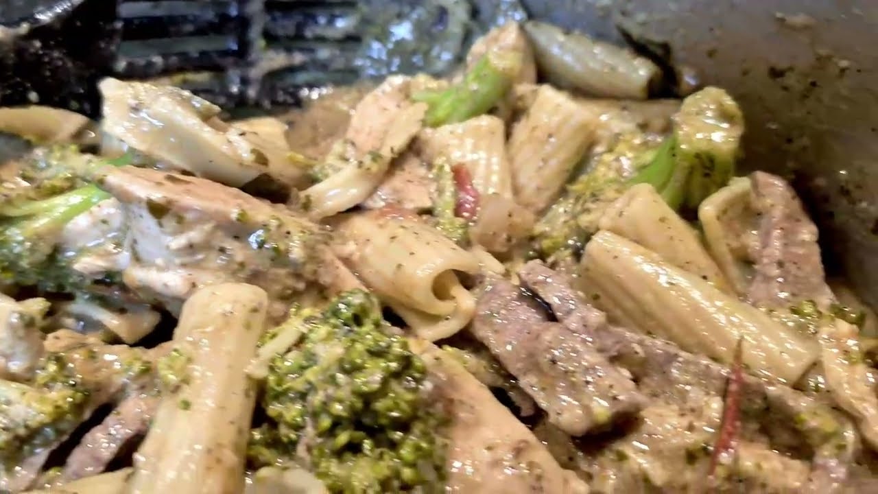 Creamy Basil Pesto Pasta