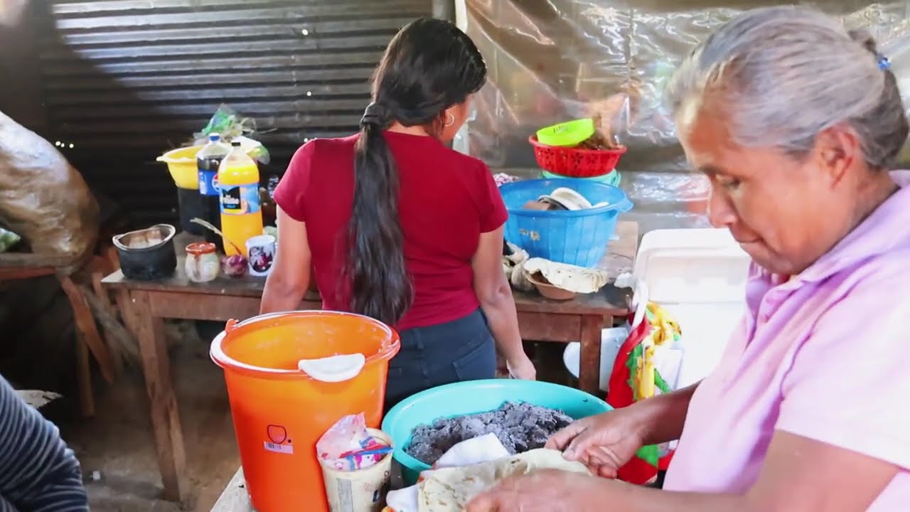 Felices 6️⃣7️⃣años Sra. SIMPLICIA CASTAÑEDA🌷🎂 El Obispo Mpio de Malinaltepec 2026 🌷VIDEO 1