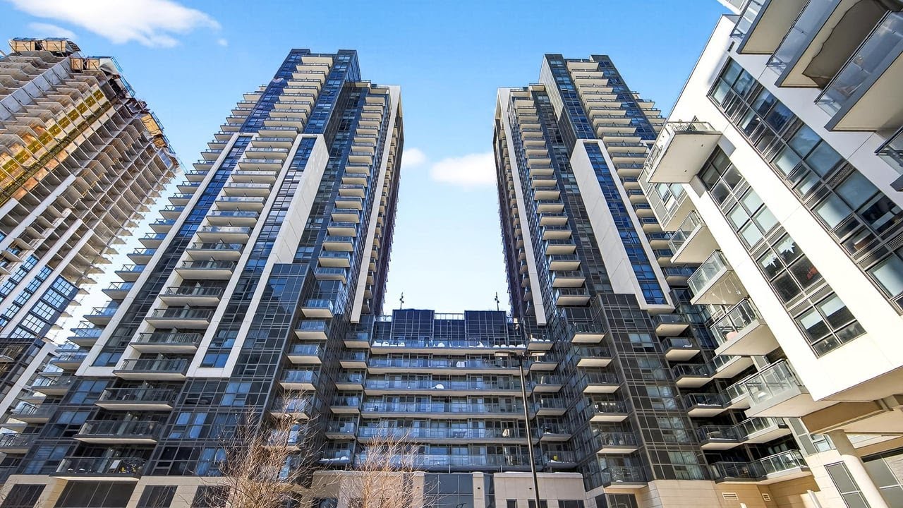 20 Meadowglen Pl unit 2604, Toronto, ON