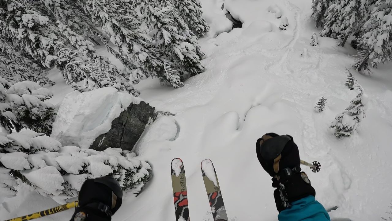 Skiing a Sleeper Pow Day on Christmas Eve - Sunday Sendies #69