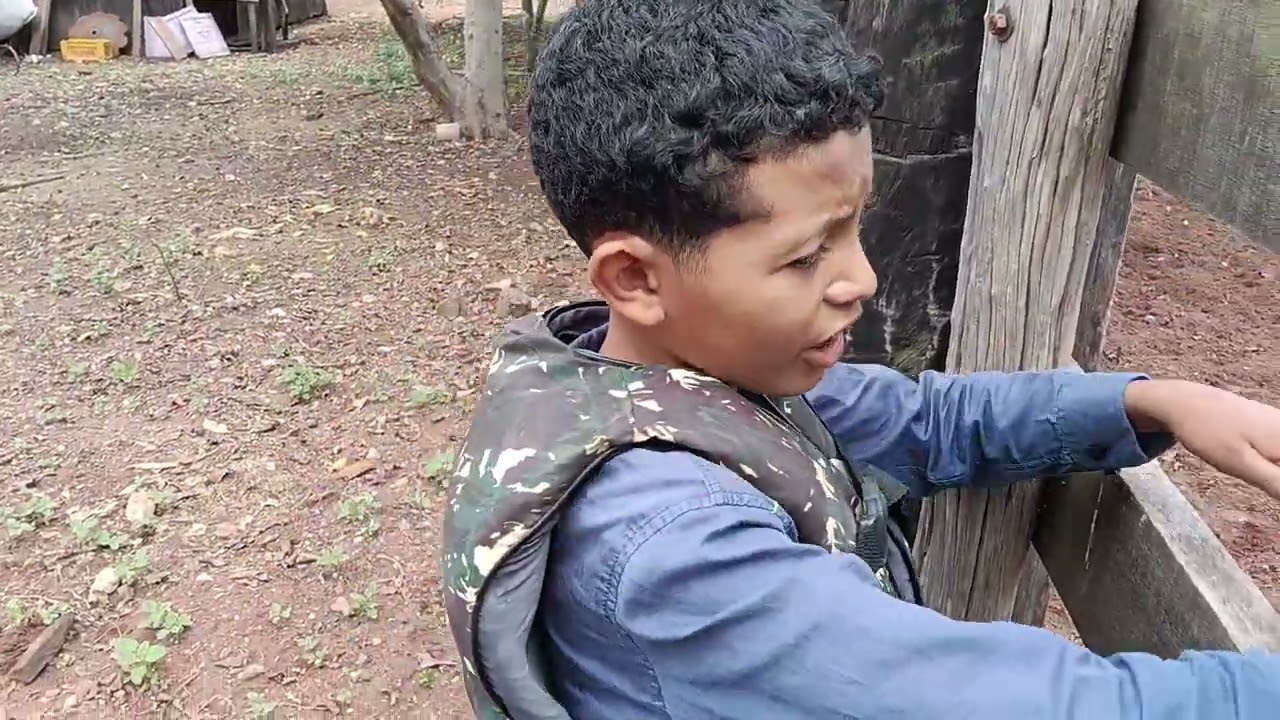 Rozeno ficou choco tá kkkk olha o final ele não tá pra brincadeira vai virar camioneiro 