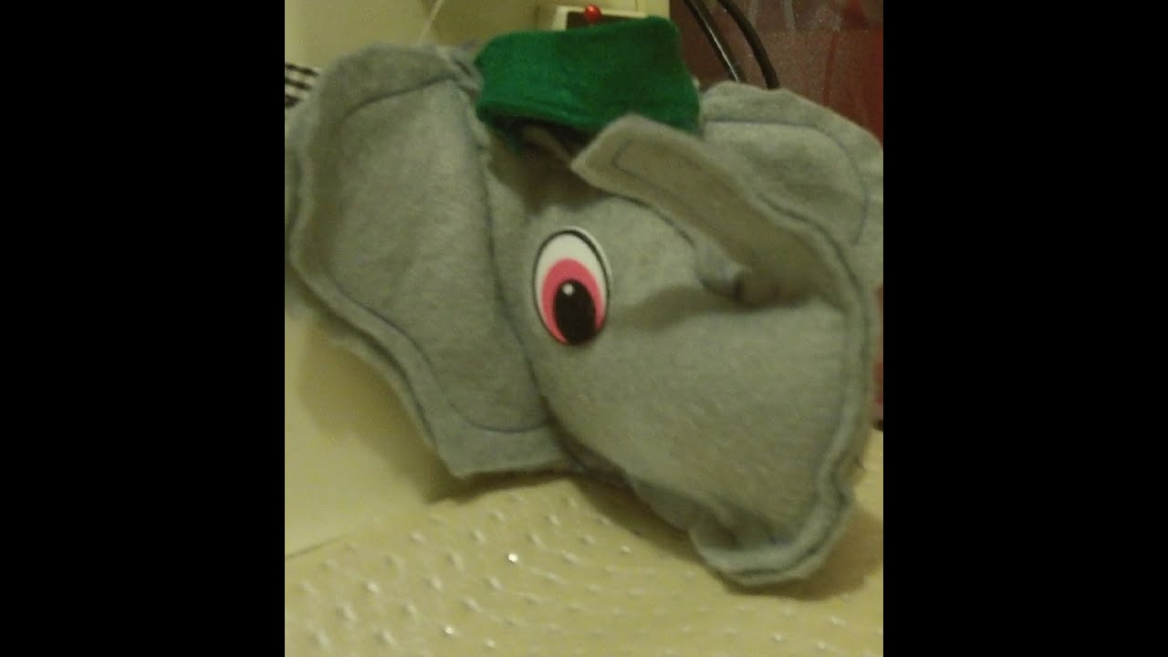 Elephant pin cushion, sewn in felt on a sewing machine.