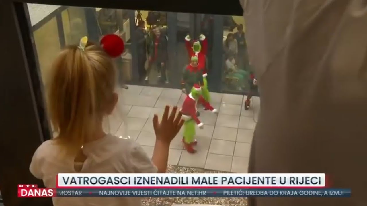 RTL - Vatrogasci Božićnjaci razveselili najmlađe