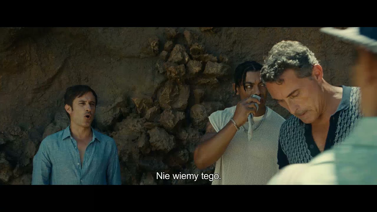 Old - pierwszy klip z filmu