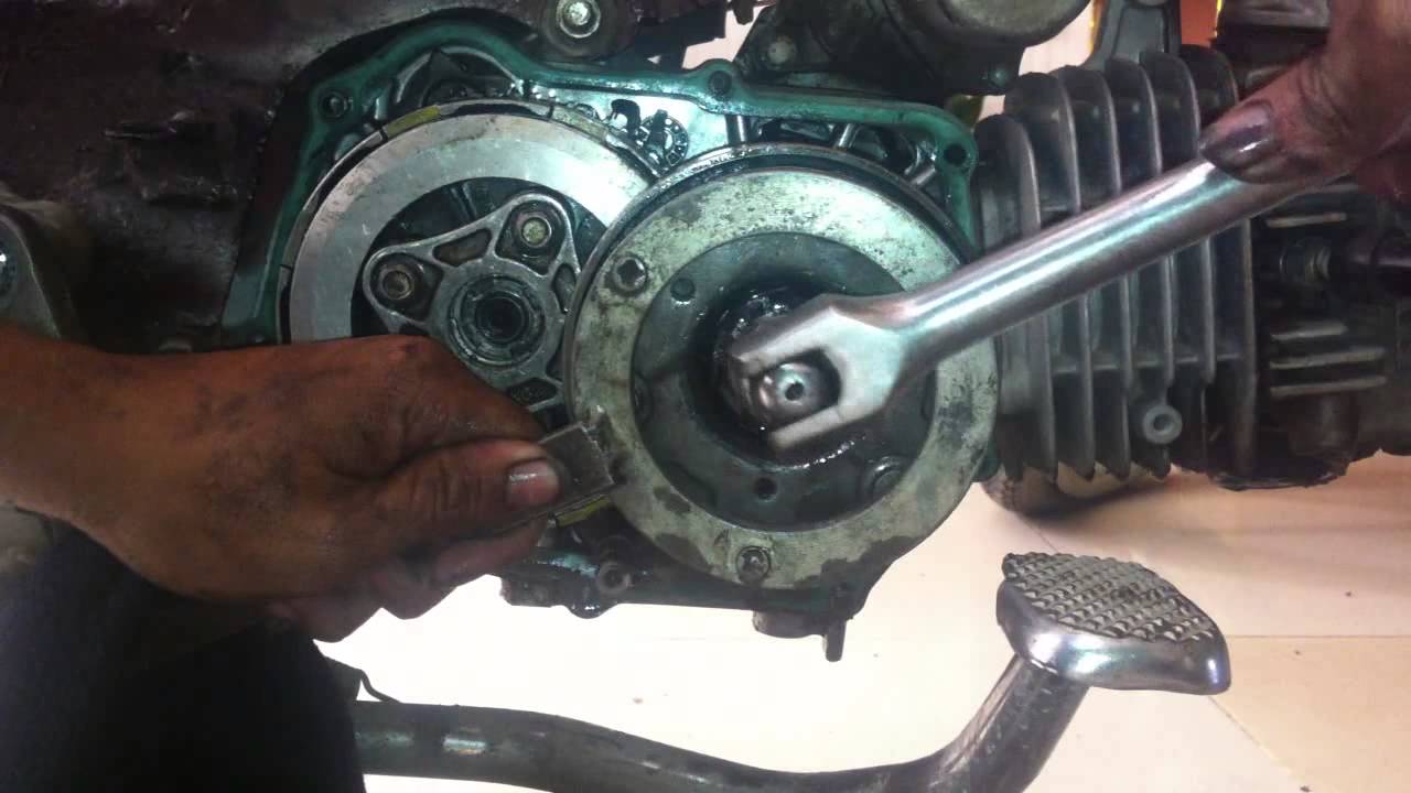 Ráp bộ nồi xe số bằng tay