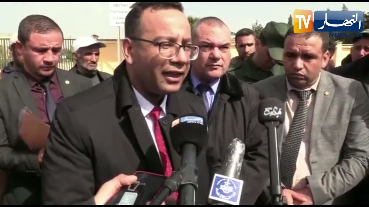شاهد.. شد وجذب بين مسؤولين وبرلمانيين حول مشروع مصفاة البترول المتوقف بتيارت