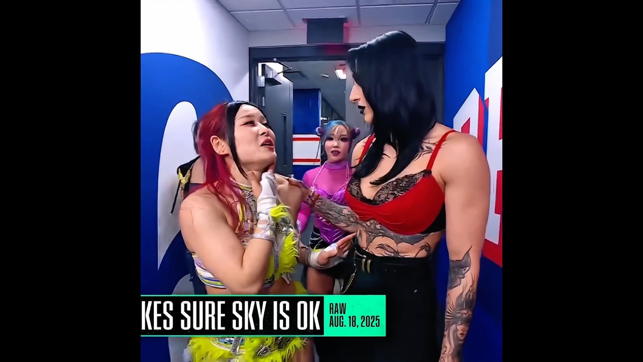 When Rhea Ripley Shows Love 💜 vs When She Doesn&rsquo;t 😈 | Iyo Sky Dynamic | WWE #short #wwe #edit