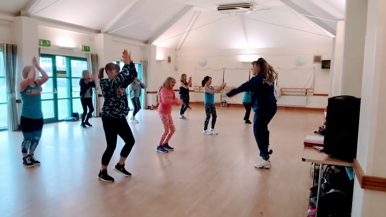 Zumba Gold | Dance4ever | Warm Up | KISS | I was Made For Loving You