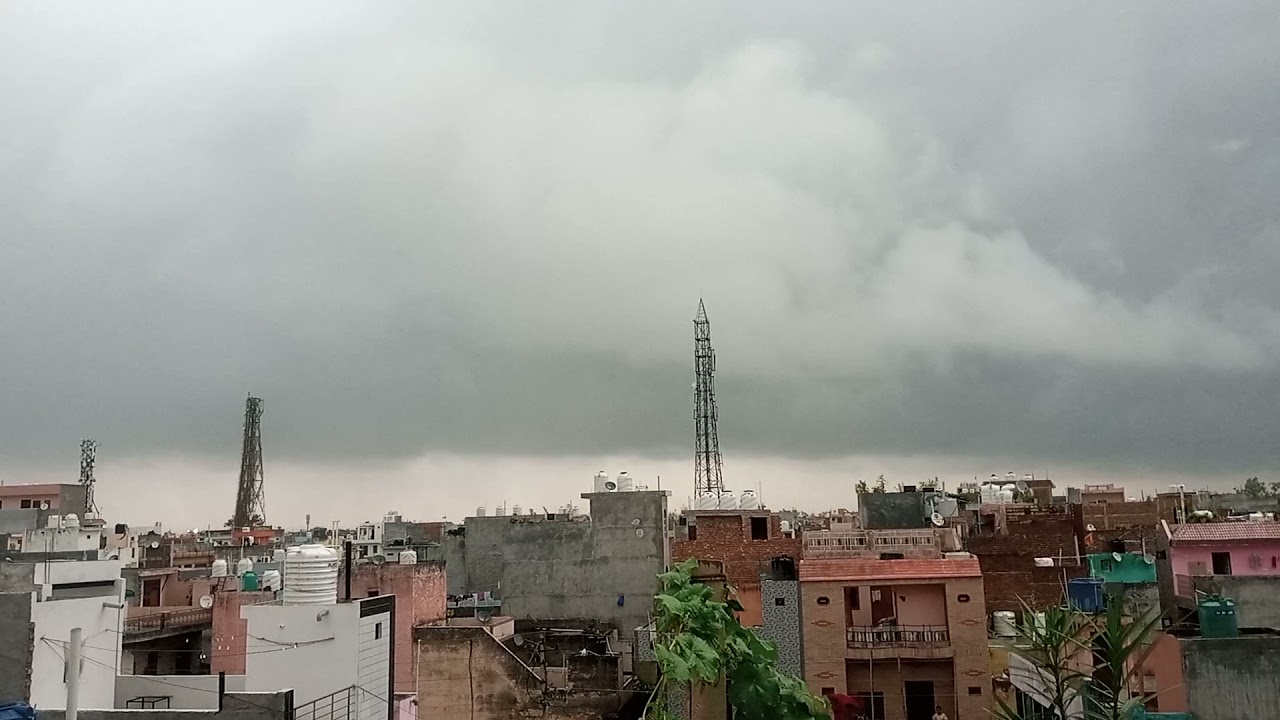 climate change without season of rain in delhi on 17/10/2021