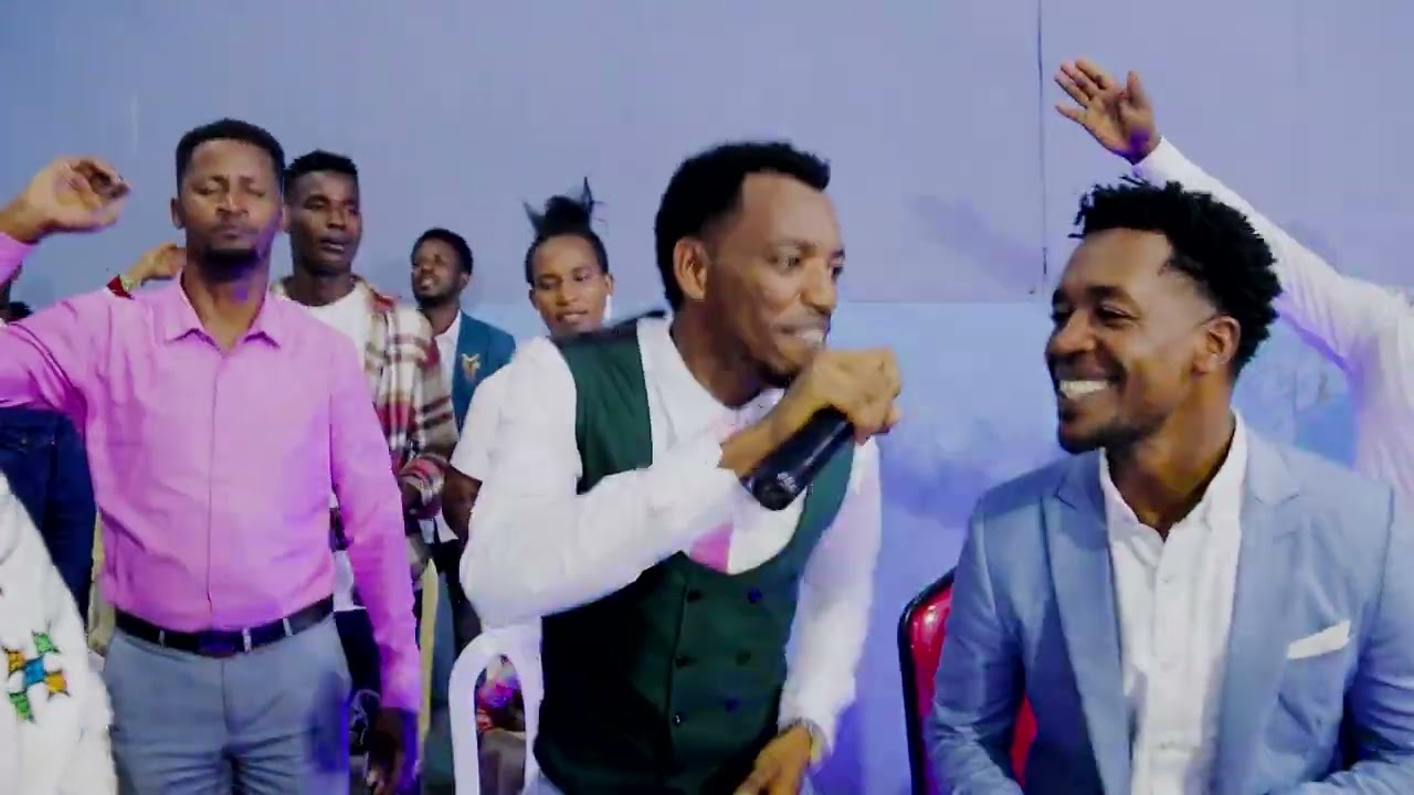 ሃሌሉያ//ህያው አምልኮ ለህያው አምላክ አምላክዎች//