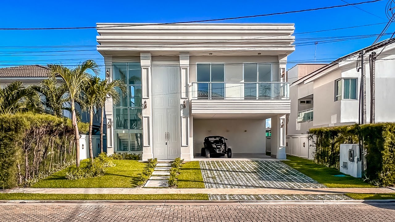 Casa Neoclássica Incrível com 520 m² à venda no Alphaville Fortaleza