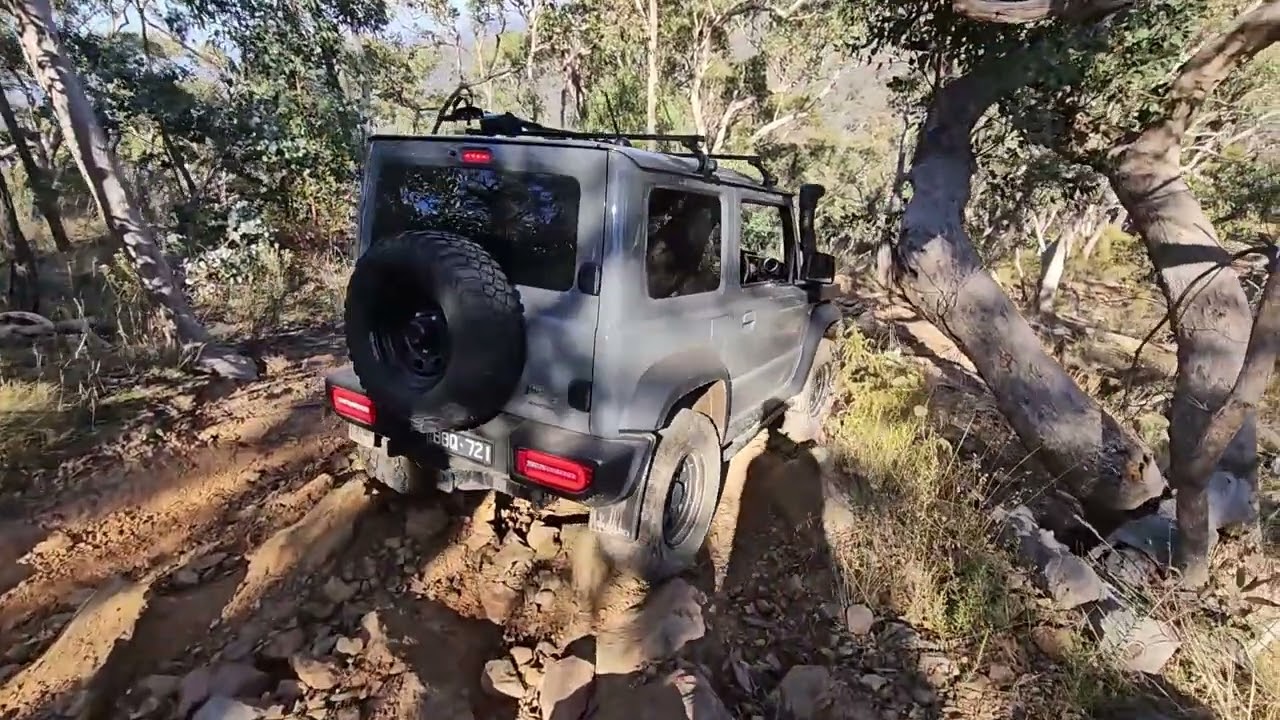 Jimny driving Pyrenees state forest