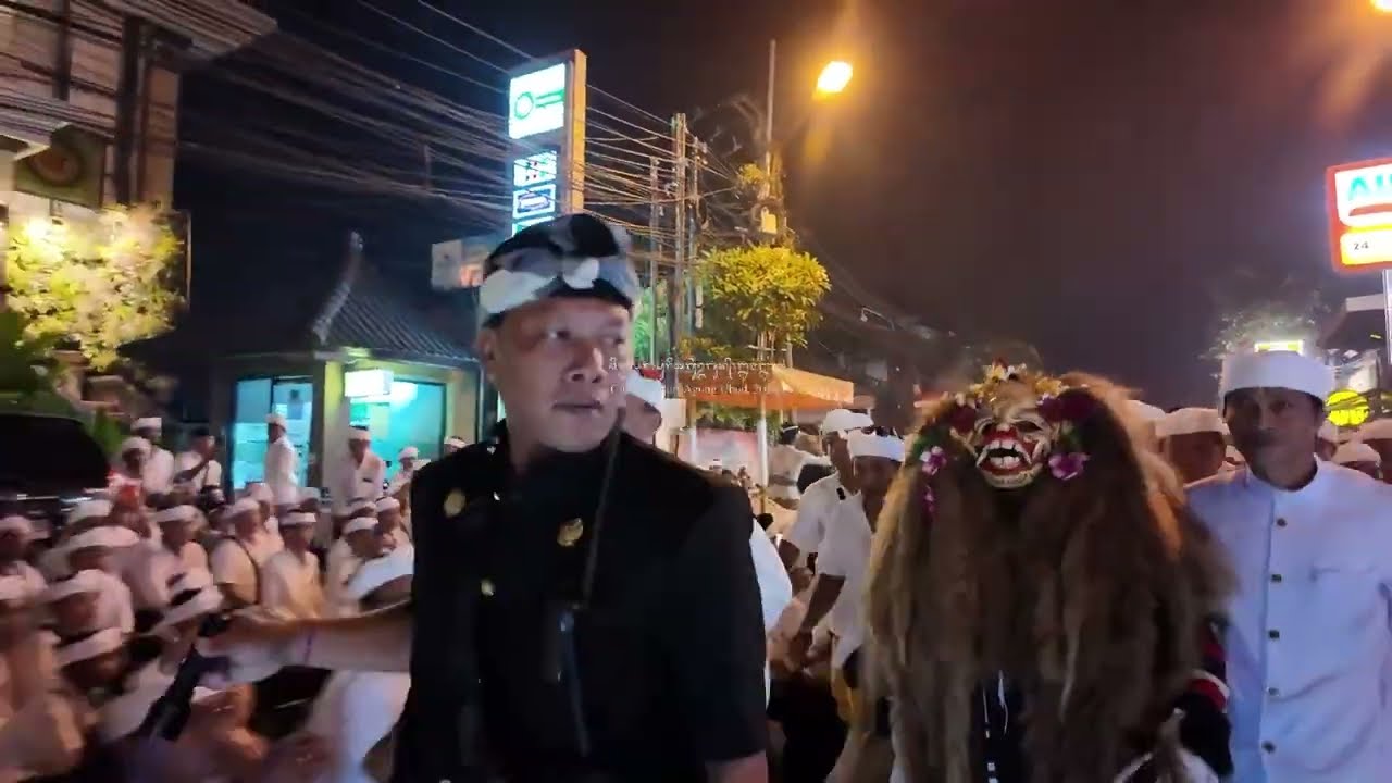 SEPETEDUNAN RATU GEDE MANIK JAGAT UBUD MELANCARAN!!