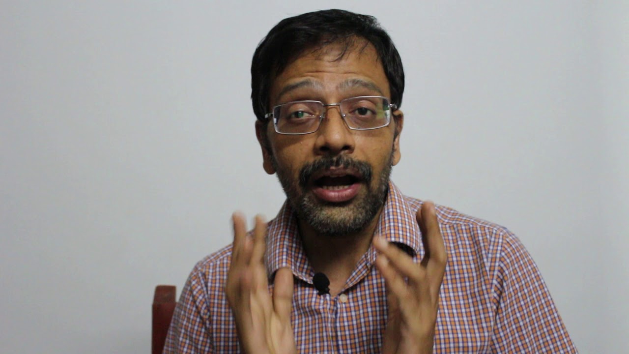 What are the benefits of investing in debt mutual funds?