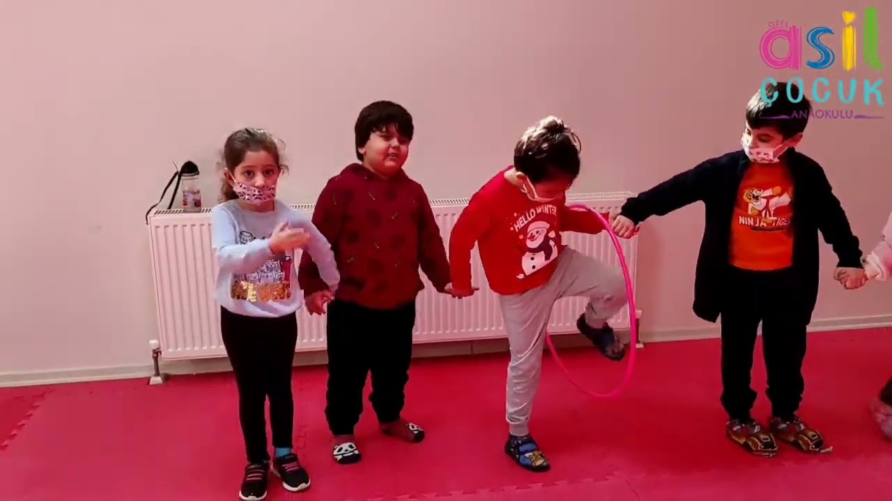 Okul Öncesi Oyun Etkinliği-51 (Hulahop Taşıma)