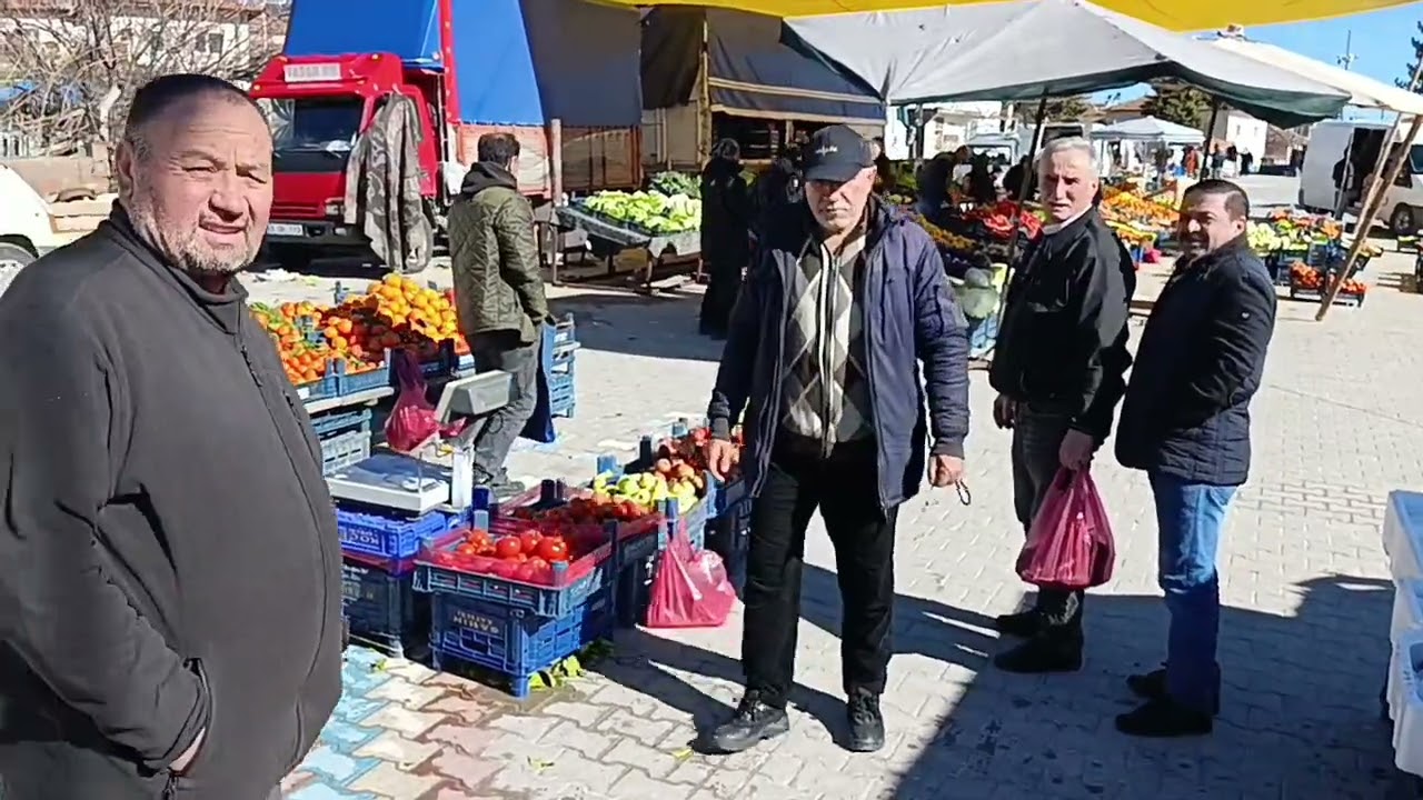 Cumanız mübarek olsun ÇAYIRALAN YUFKA , ÇANDIR CUMA PAZARI .!!!! Marjinal bir video #Yozgat