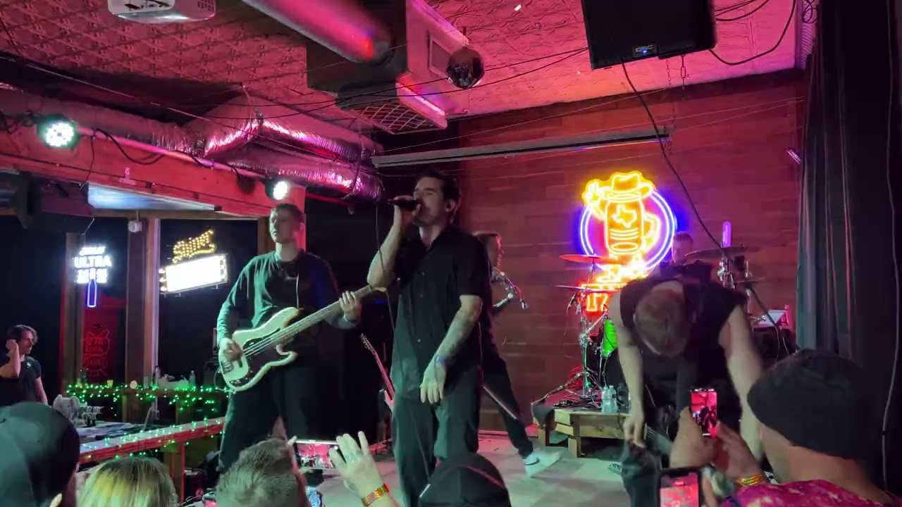 Siamese - Chemistry live Dallas TX