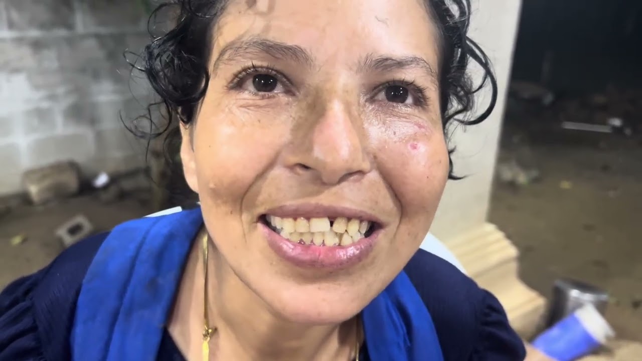 Bombazo llega iris con. Celio a la una de la madrugada a mi casa por Carmen fue a sacarlos de la cas