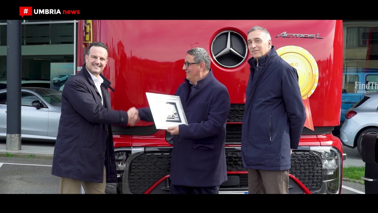 Rossi Veicoli // Consegnato primo Actros L con ProCabin e motore endotermico in Italia [UMBRIAnews]