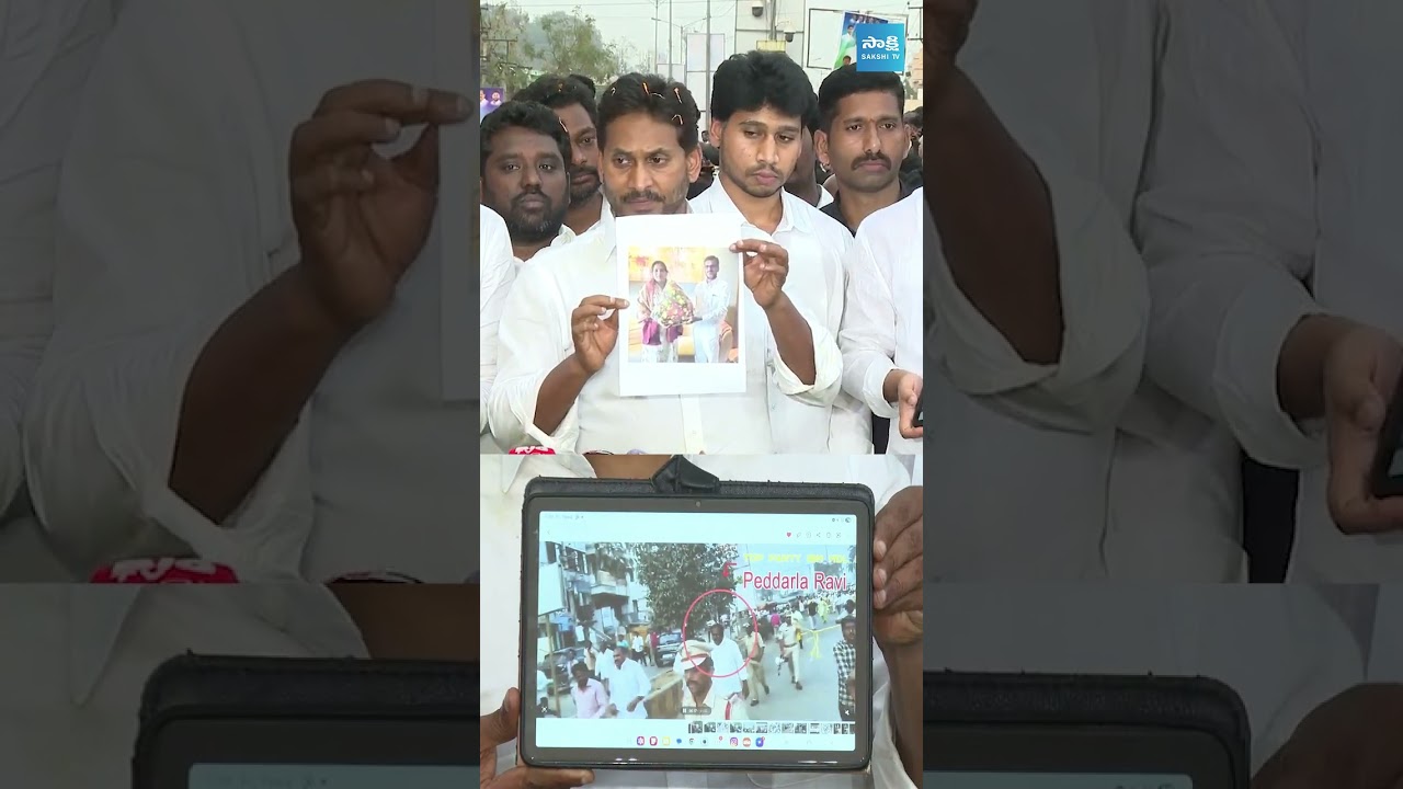 ఆశా విత్ లోకేష్ ఫోటో ఇదిగో #YSJagan #chandrababu #pawankalyan #tirumalaladducontroversy