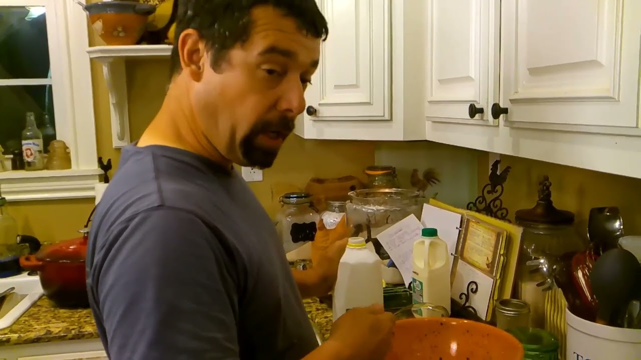 New video CAT HEAD BISCUITS & GRAVY with GRITS for Supper