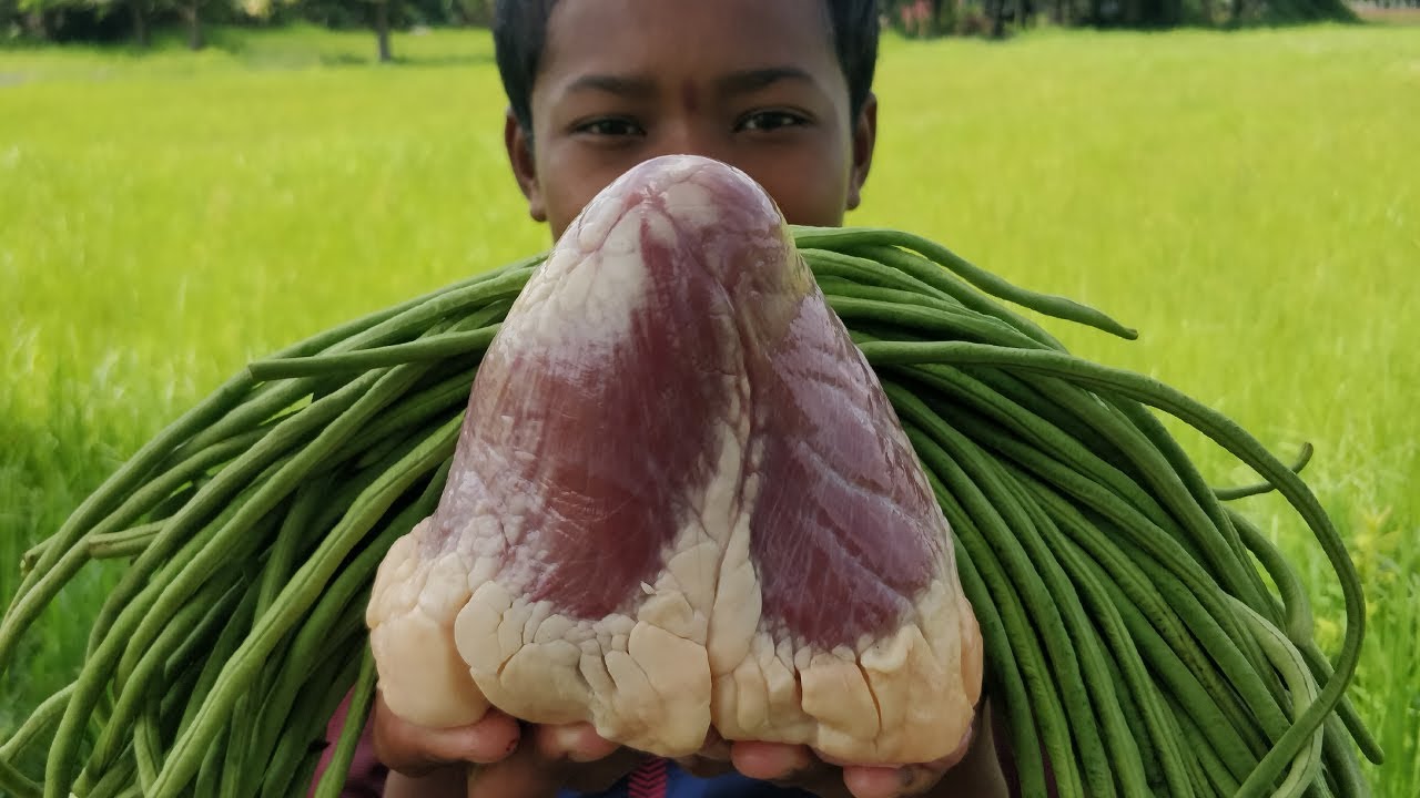 Delicious Stir-fry Big Cow Heart With Long Bean / Cooking Cow Heart