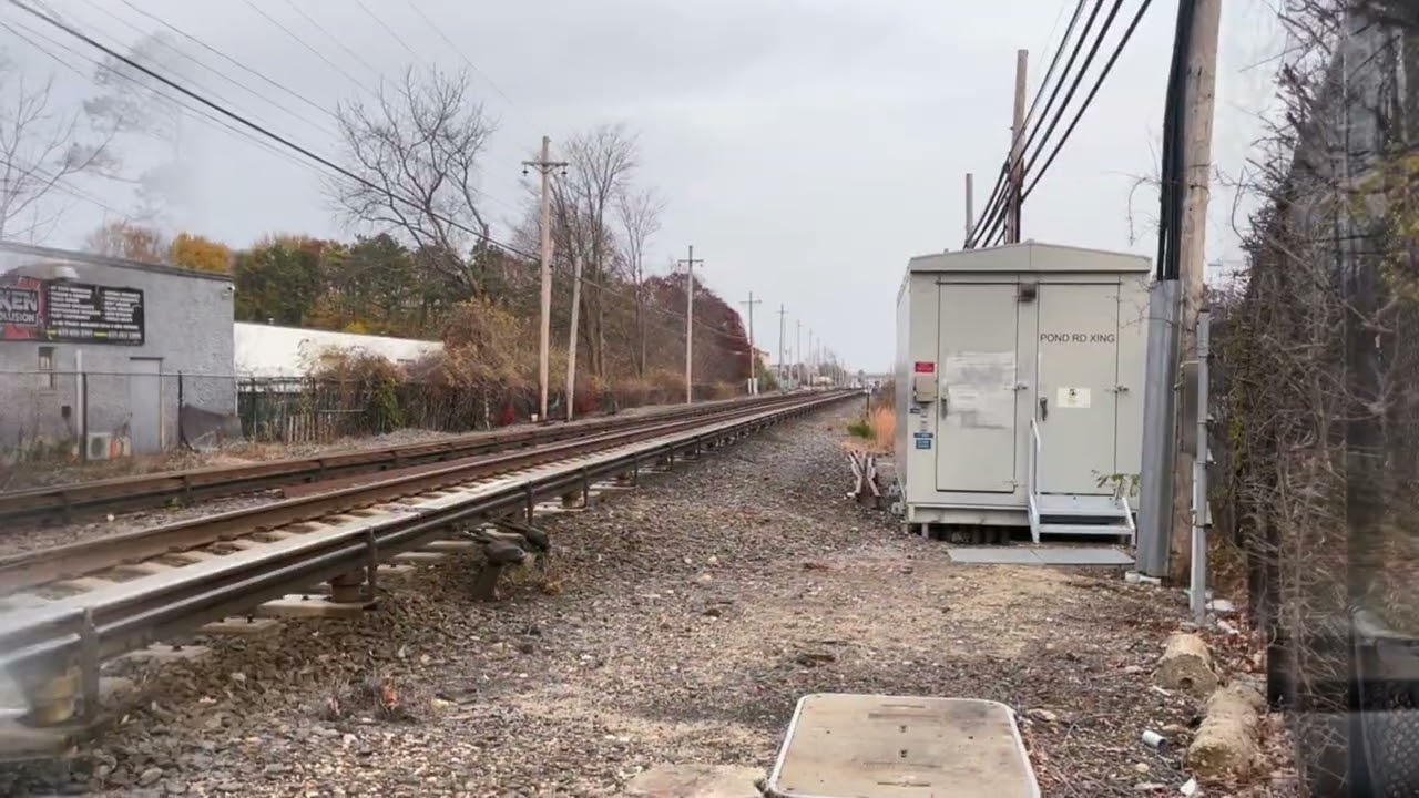 LIRR Train #4953 Leaves Ronkonkoma