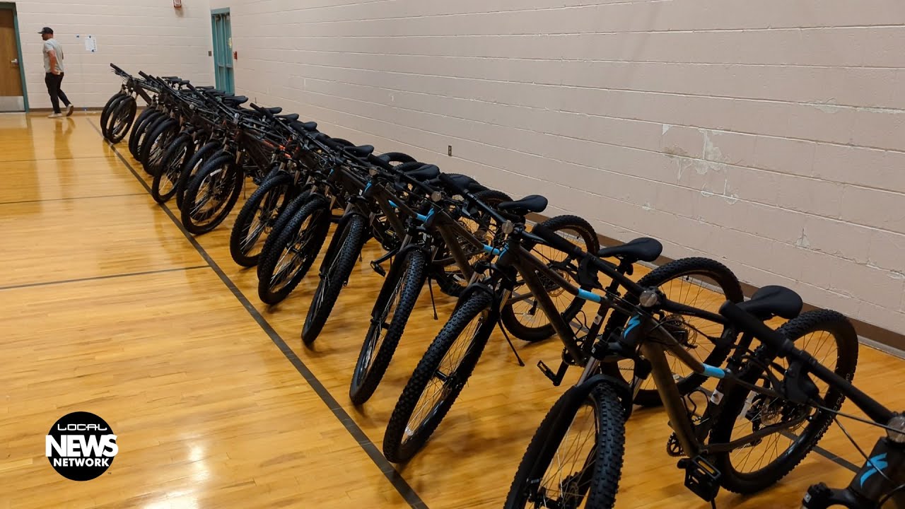 Escalante Middle Schoolers Outfitted with New Mountain Bikes