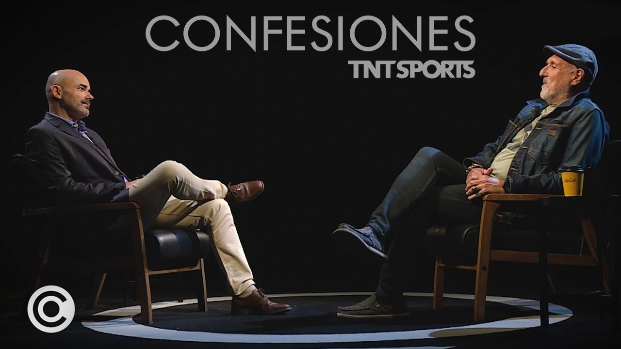 Eduardo #Sacheri y el Ruso #Verea, una charla íntima en #ConfesionesTNTSports