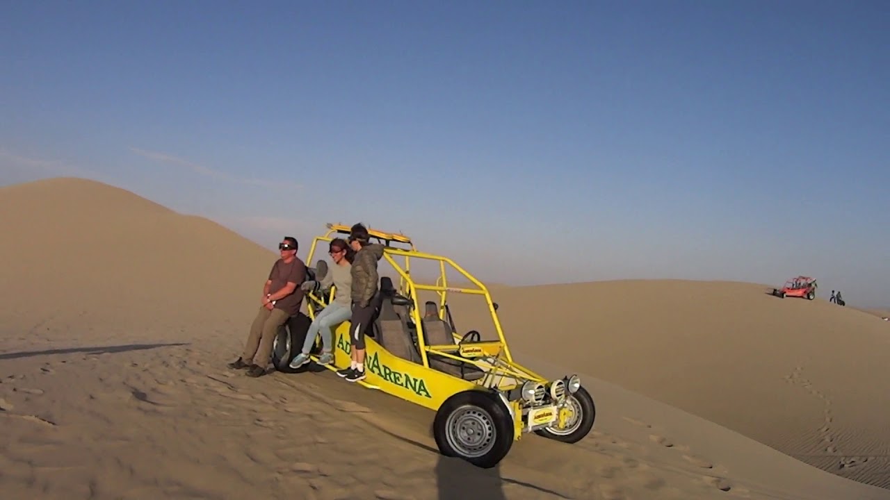 Buggies en el desierto de Paracas
