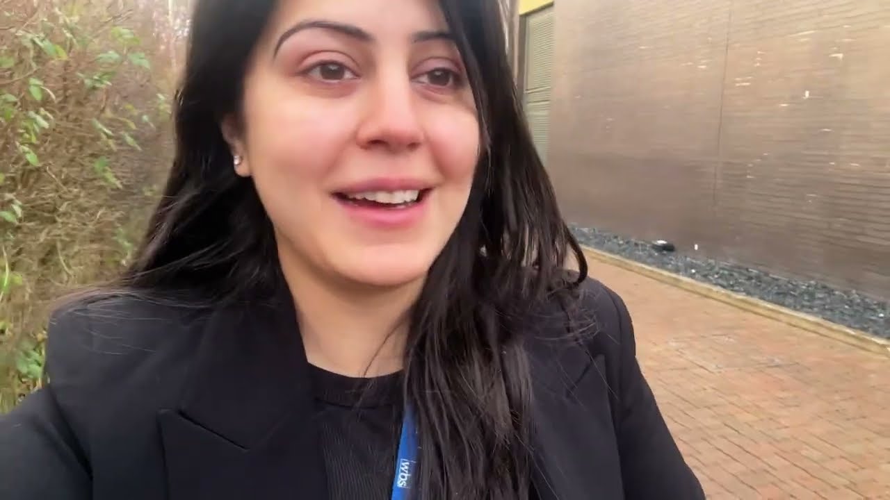 Keechoo Ki Shakal Change Ho Gayi Hai. Life in UK Vlogs