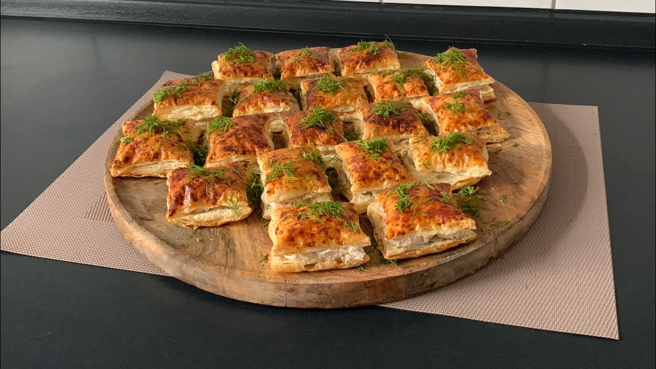 Fingerfood / Blätterteig Taschen / Häppchen/ Party Snack/ Party Buffet/ Tunfisch Paste / einfach