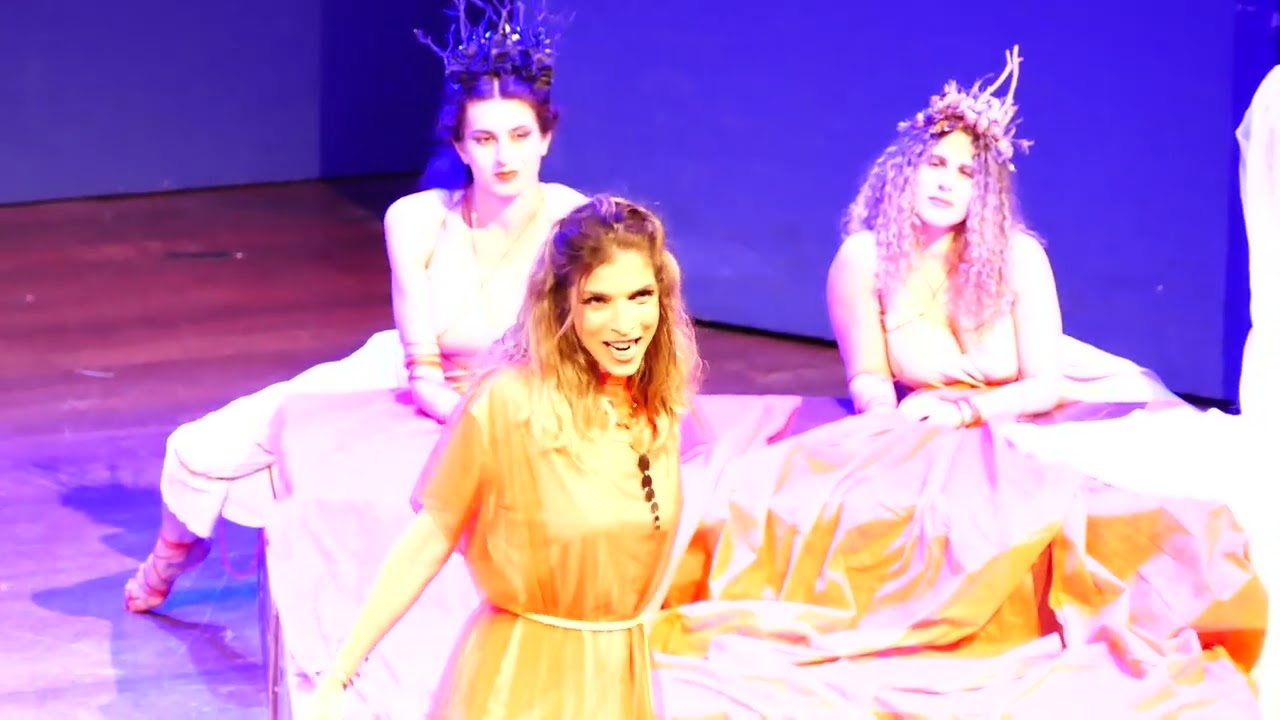 Soprano Monica Schwartz performs 