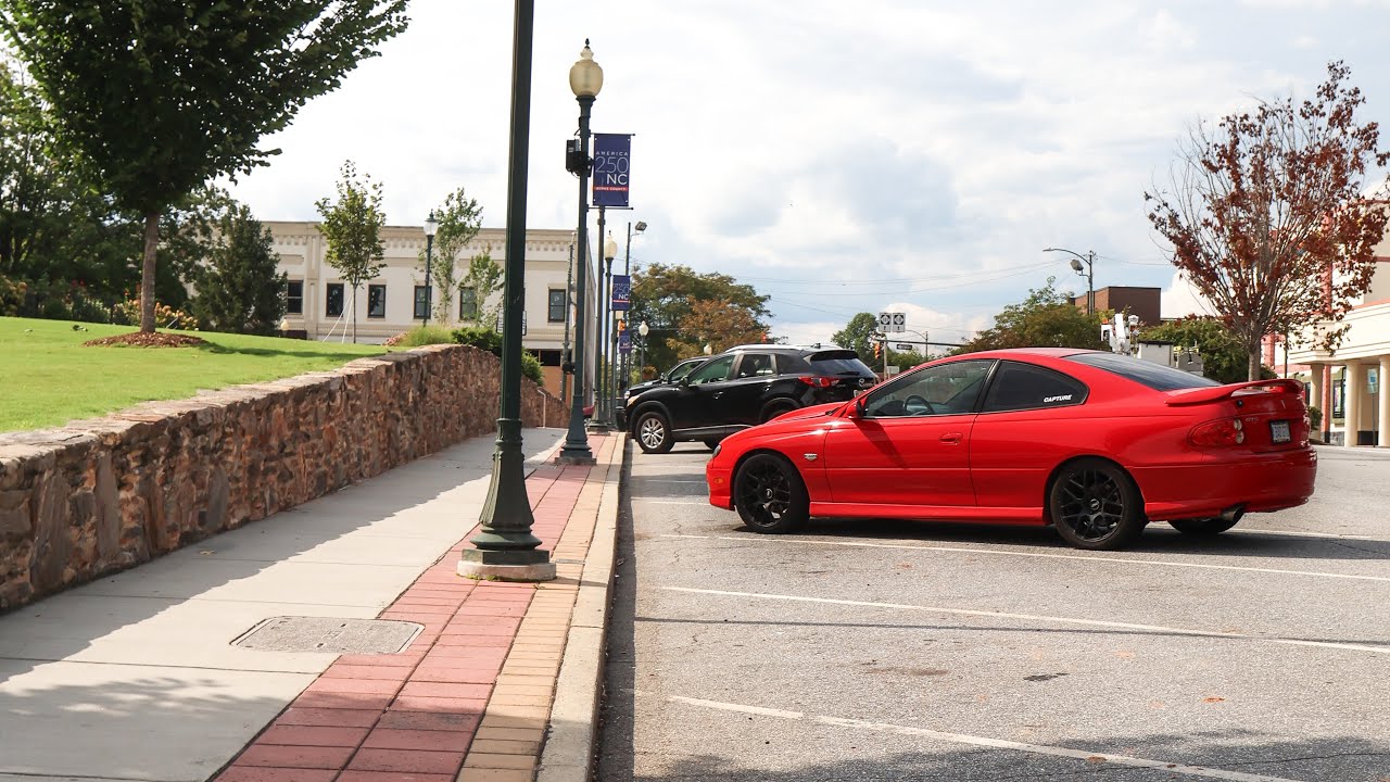 2004 GTO POV DRIVE THROUGH TOWN WITH EXHAUST