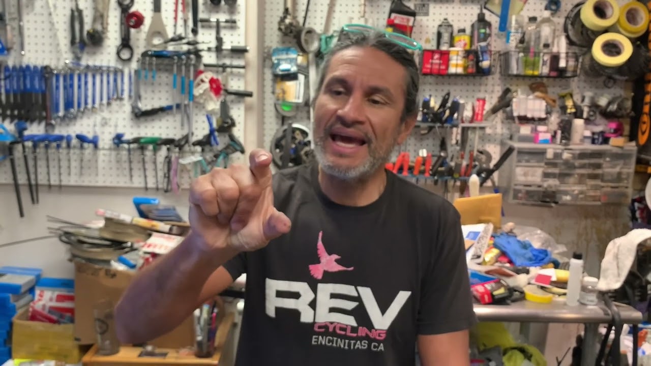 What are the different types of front derailleur mounting on road bikes? Clamp or braze-on?